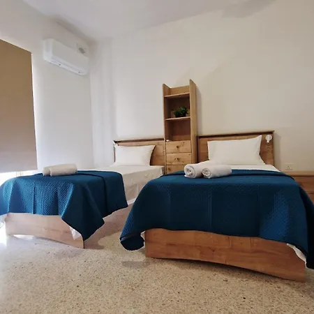 Spacious & Sunlit Charm In Malta! Διαμέρισμα