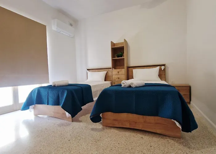 Spacious & Sunlit Charm In Malta! Apartment