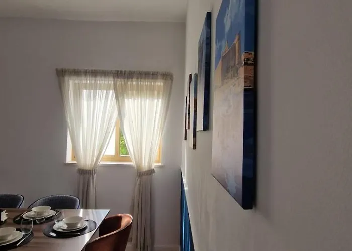 Spacious & Sunlit Charm In Malta! Apartment Siggiewi