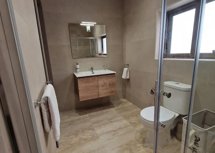 Spacious & Sunlit Charm In Malta! Apartment